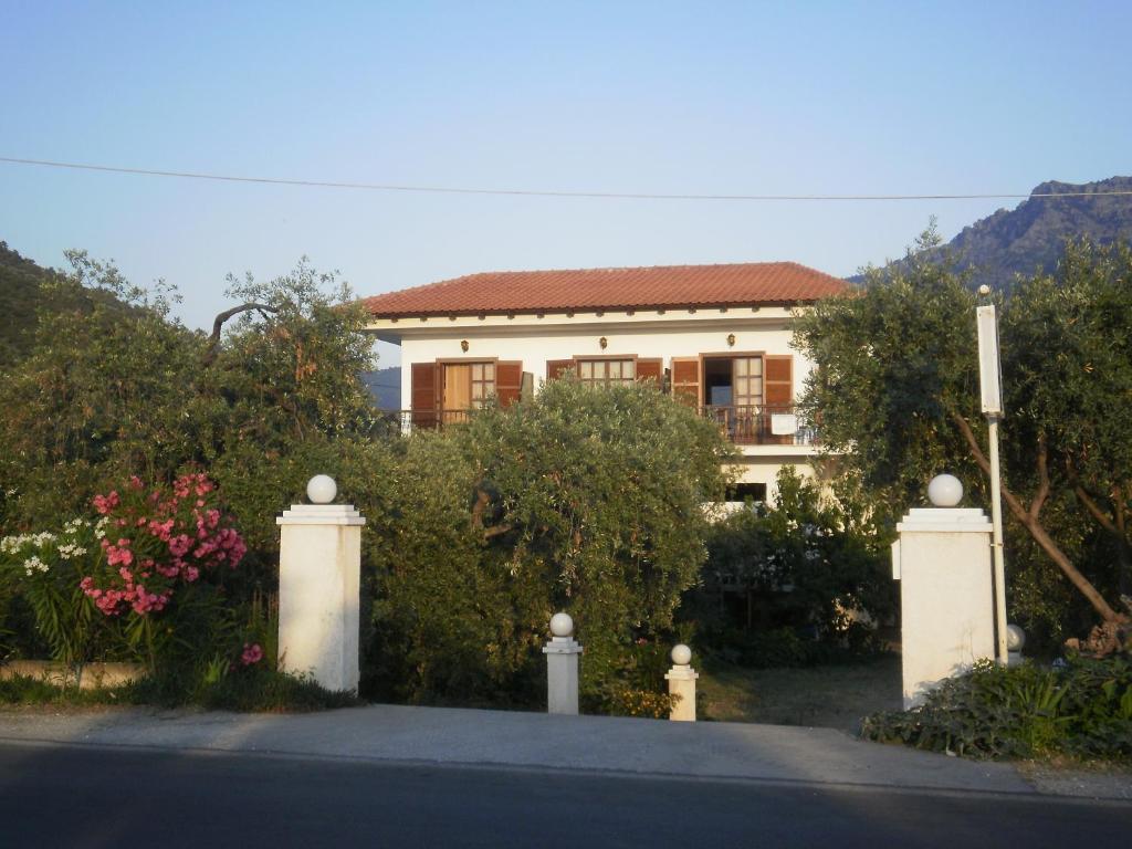 Villa Thomi Skala Rachoni  Eksteriør billede